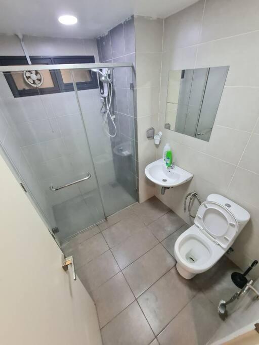 Lovely 3-Bedroom Serviced Apartment @ سيبرجايا المظهر الخارجي الصورة