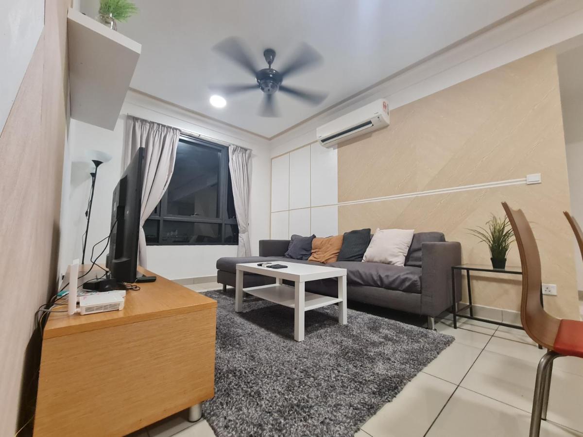 Lovely 3-Bedroom Serviced Apartment @ سيبرجايا المظهر الخارجي الصورة
