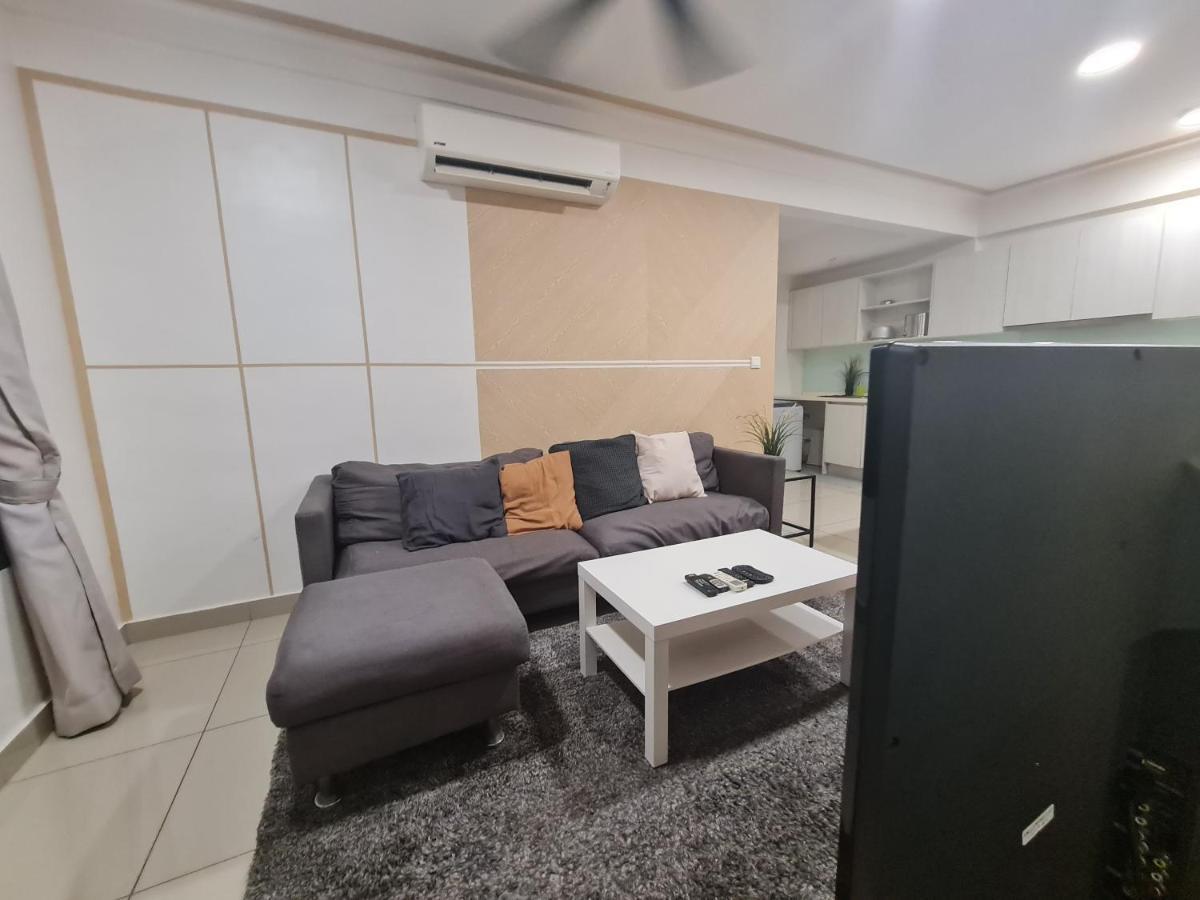 Lovely 3-Bedroom Serviced Apartment @ سيبرجايا المظهر الخارجي الصورة